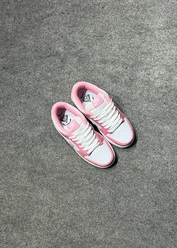 EFSANE ÜRÜN EN UYGUN SON FİYAT NIKE DUNK LOW PİNK BLUSH
36 - Görsel 2