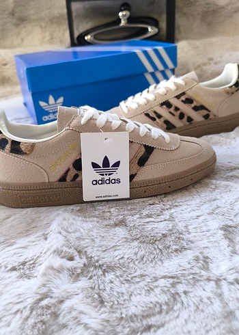 Adidas ürünü