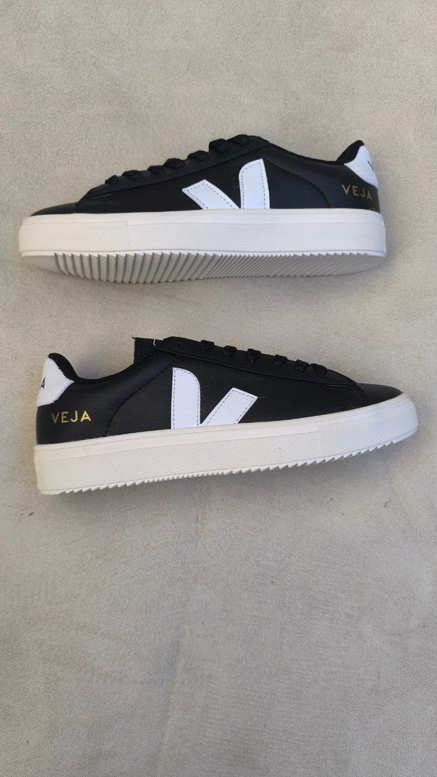 Veja Siyah-Beyaz Minimal Sneaker — görsel 2/9