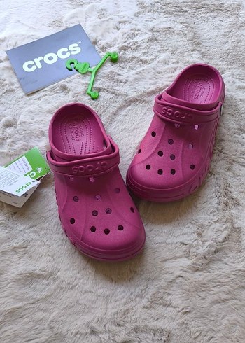 Crocs ürünü