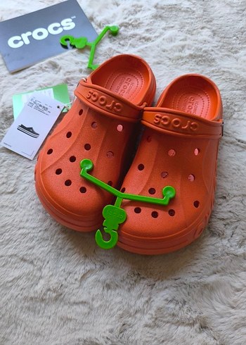 Crocs ürünü