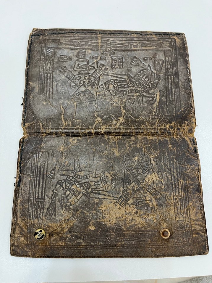 Eski Mitoloji Kitabı Deri Kapaklı - Görsel 3