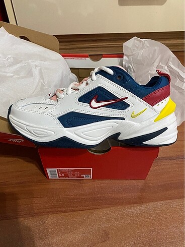 Nike Nike m2k tekno kadın 38 numara