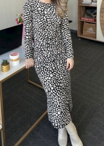 BERSHKA ELBİSE - Görsel 2