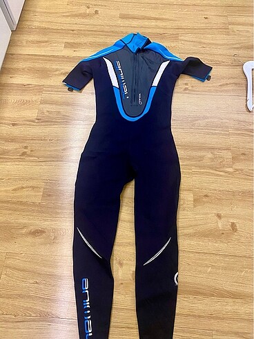 Diğer UNISEX DALGIÇ KIYAFETİ