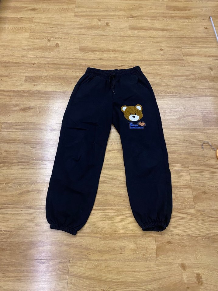 Ayı Baskılı Siyah Rahat Kesim Eşofman - Görsel 2