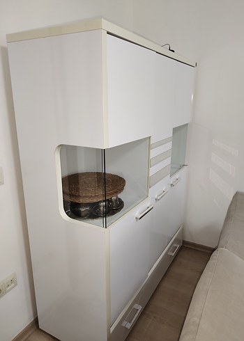 Koltuk takımı- yemek masası - vitrin - Görsel 11