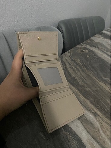 Bej kedili cüzdan  sıfır ürün - Görsel 4