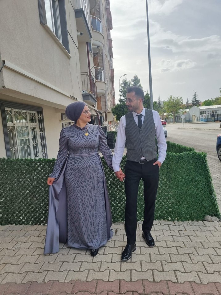 Uzun Gri Etnik Desenli Sade Notalı abiye - Görsel 2