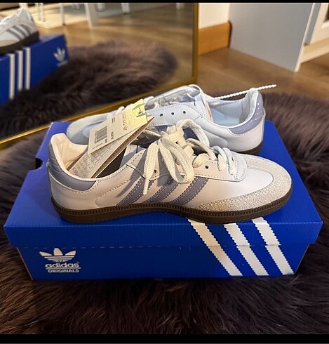 Adidas Samba