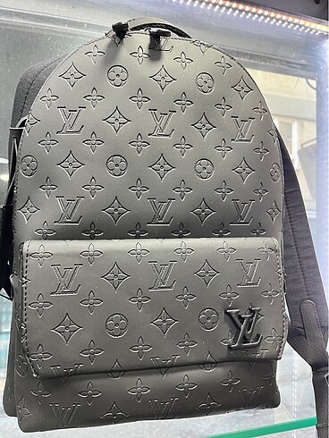 Louis Vuitton bayan sırt çantası