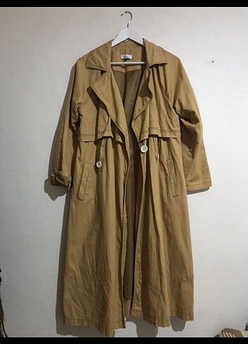 Mevsimlik Trenchcoat 