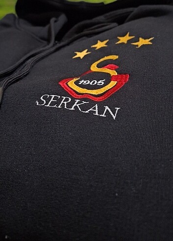 Galatasaray logosu nakışlı isme özel sweatshirt  - Görsel 4