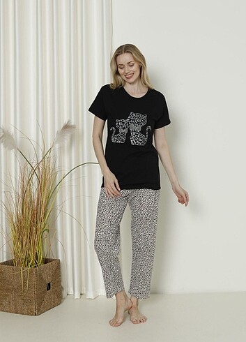 Kadın pijama takımı