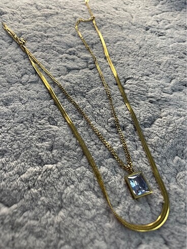 Gold taşlı kolye
