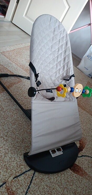 9- 18 kg Beden camel Renk Kendiliğinden sallanan Ana kucağı