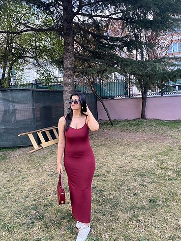 Diğer Yırtmaçlı krep kumaş elbise
