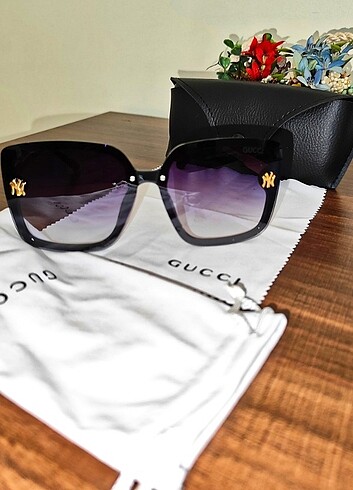 GUCCİ GÜNEŞ GÖZLÜĞÜ 