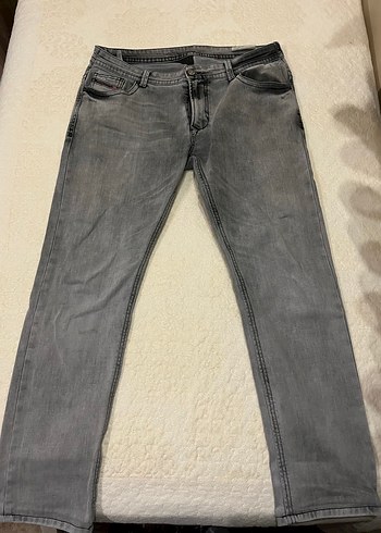 Diesel Gri Regular Fit Erkek Denim Jean 44 Beden