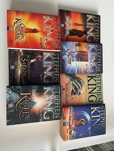 Stephen King Efsane Kara Kule serisi ( korku roman)