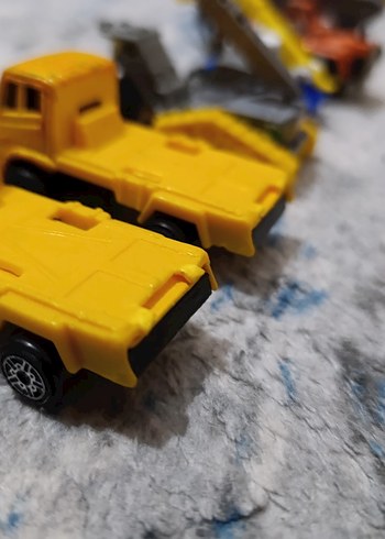 işmakinesi lotu 4 matchbox 2maisto - Görsel 5