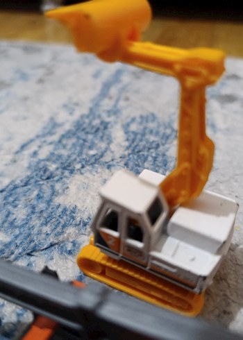 işmakinesi lotu 4 matchbox 2maisto - Görsel 8