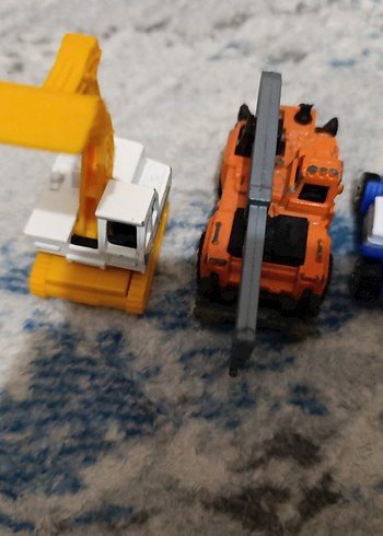 işmakinesi lotu 4 matchbox 2maisto - Görsel 4