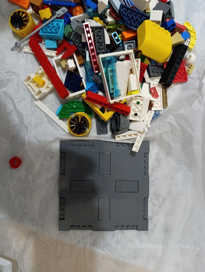 ORJİNAL LEGO 400-430 PARCA - Görsel 2