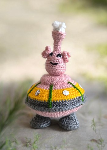amigurumi uzaylı ve uzay gemisi oyuncak - Görsel 2