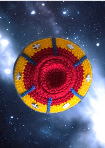 amigurumi örgü uzaylı gemisi oyuncak - Görsel 3