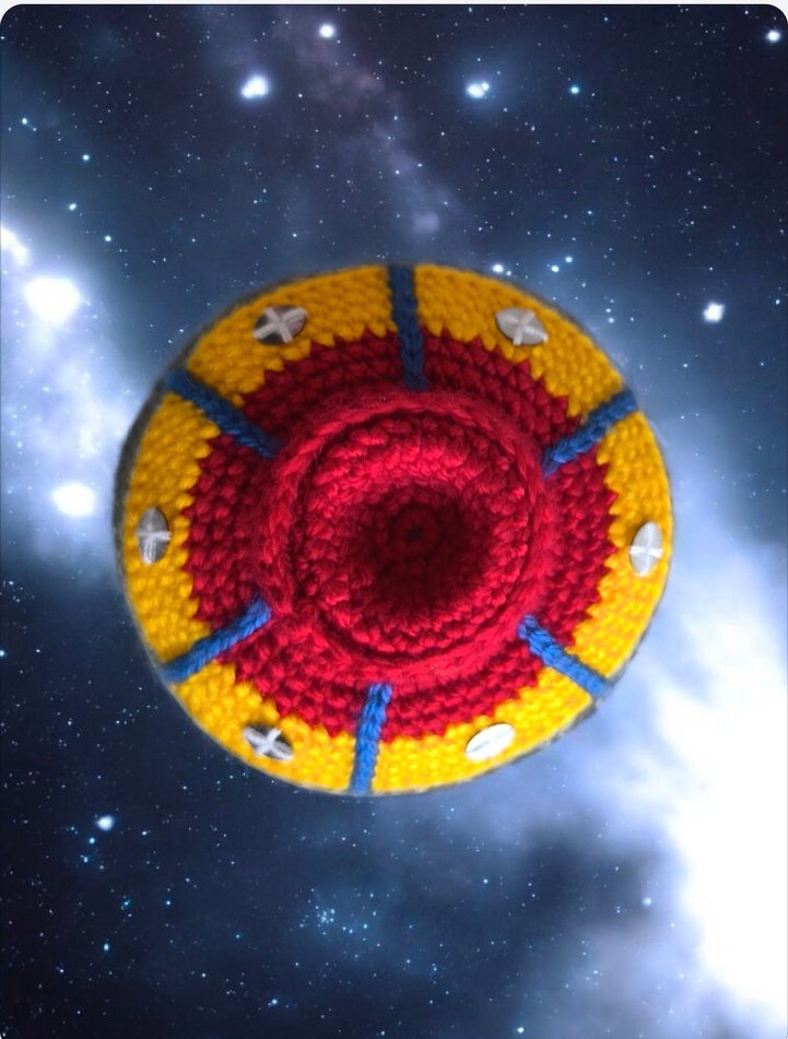 amigurumi örgü uzaylı gemisi oyuncak - Görsel 3