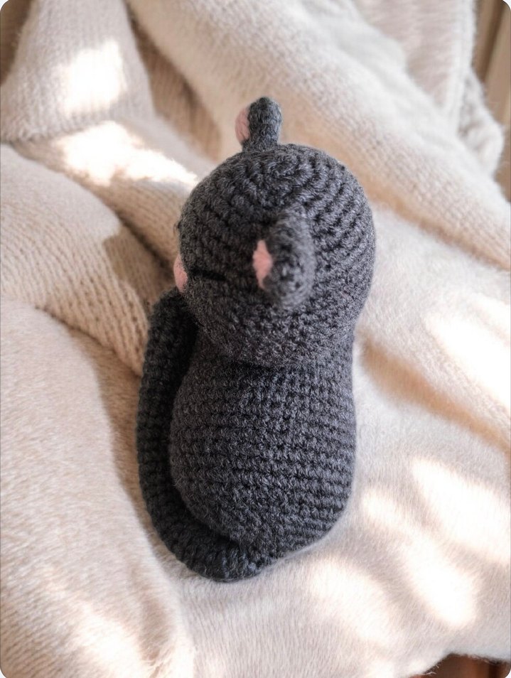 Gri Örgü Amigurumi Kedi Oyuncak - Görsel 5