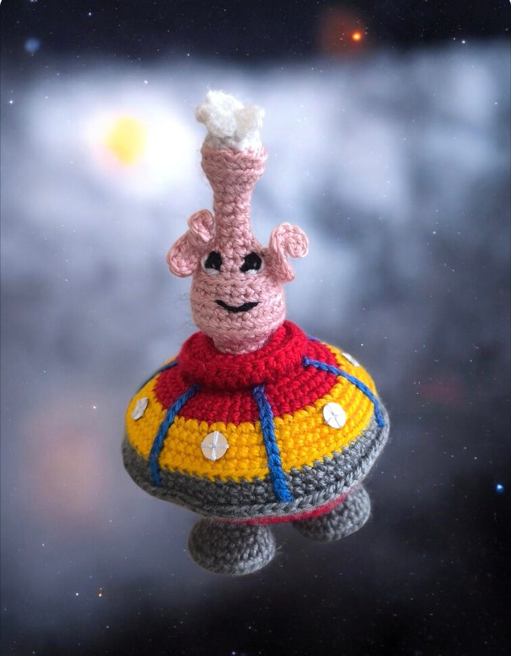 amigurumi örgü uzaylı ve uzay gemisi oyuncak - Görsel 2