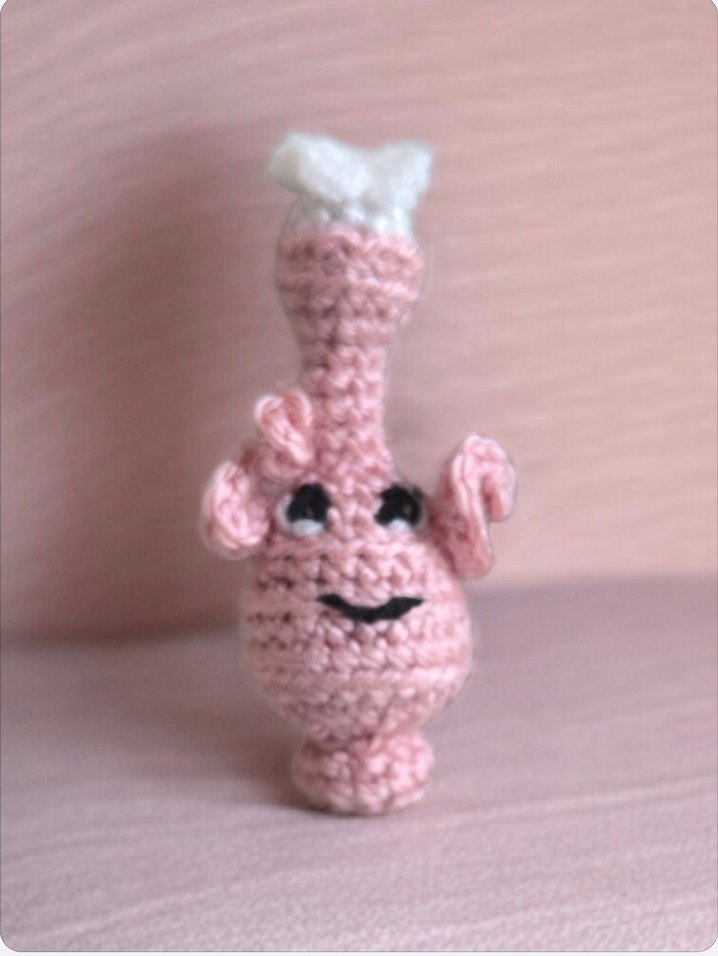 Pembe Örgü Amigurumi Uzaylı Oyuncak - Görsel 3
