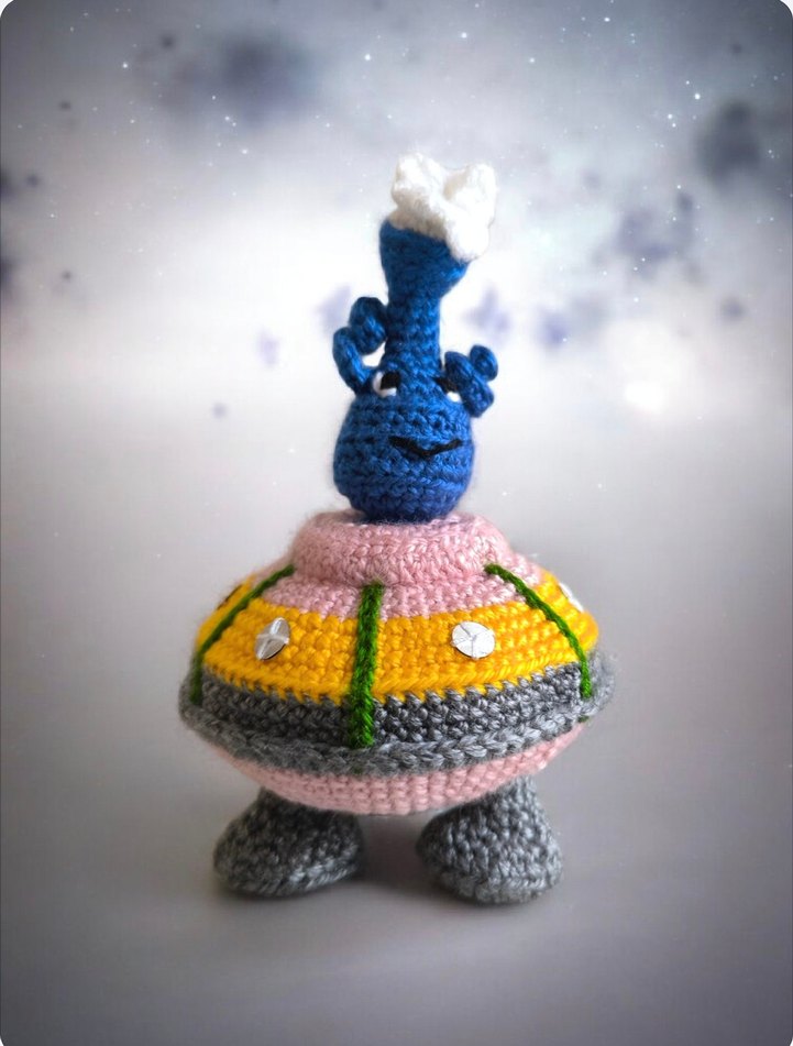 amigurumi uzaylı ve uzay gemisi oyuncak - Görsel 4