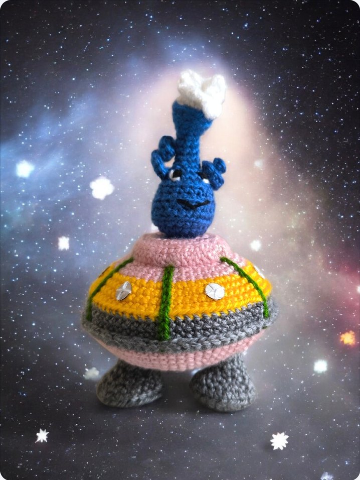 amigurumi uzaylı ve uzay gemisi oyuncak - Görsel 3