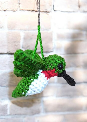 kırmızı amigurumi örgü sinek kuşu anahtarlık veya charm - Görsel 14