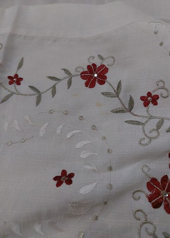 Nakışlı Beyaz Masa Örtüsü - Görsel 4