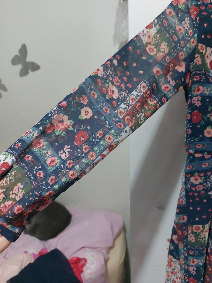 Çiçek Desenli Kemerli Uzun Kollu Kız Elbisesi - Görsel 4