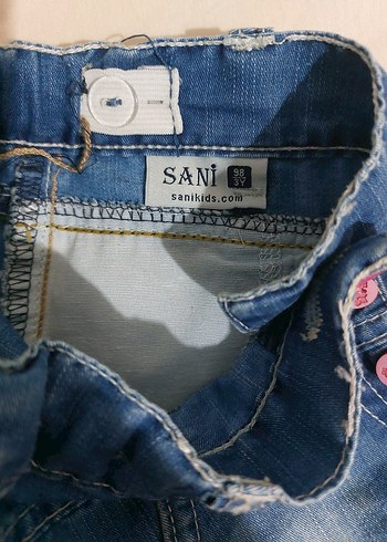 Nakışlı Kot Kız Yelek ve Etek Takımı - Görsel 3