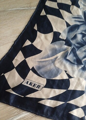 Beden AKER SILK ESARP