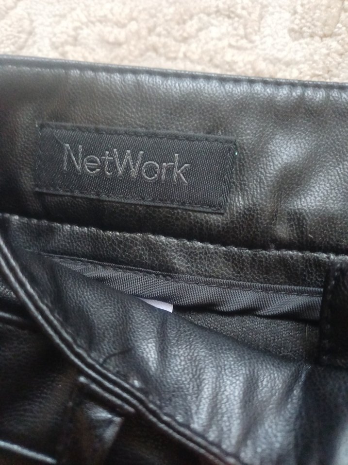 Siyah Kemerli Deri Mini Şort - Görsel 3