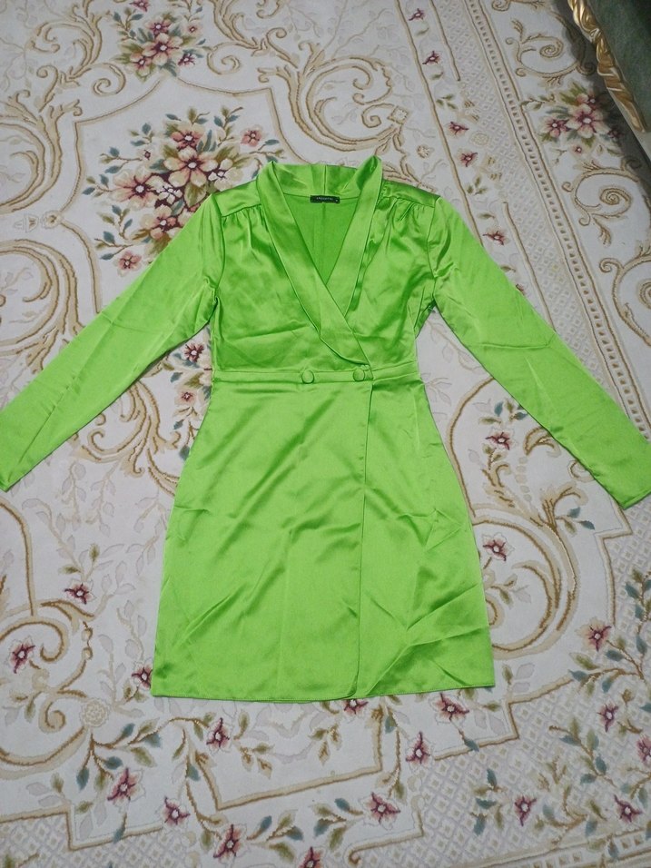 Uzun Kollu Yeşil Kadın Elbise - Görsel 2