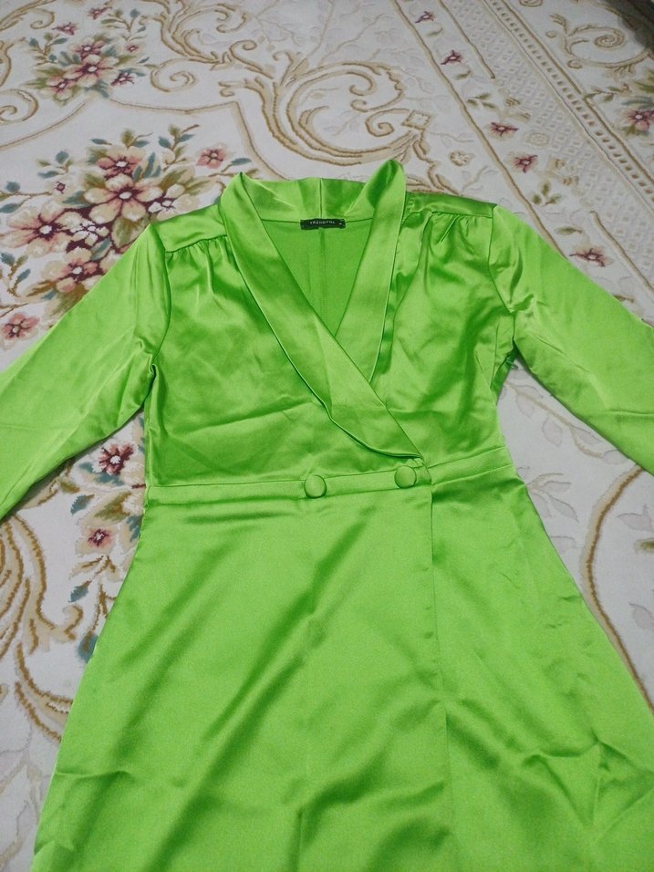 Uzun Kollu Yeşil Kadın Elbise - Görsel 3