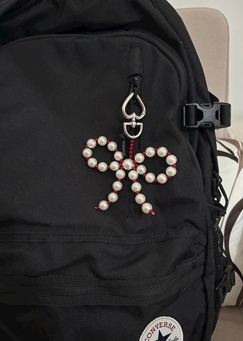 Boncuklu Kırmızı Fiyonk Anahtarlık