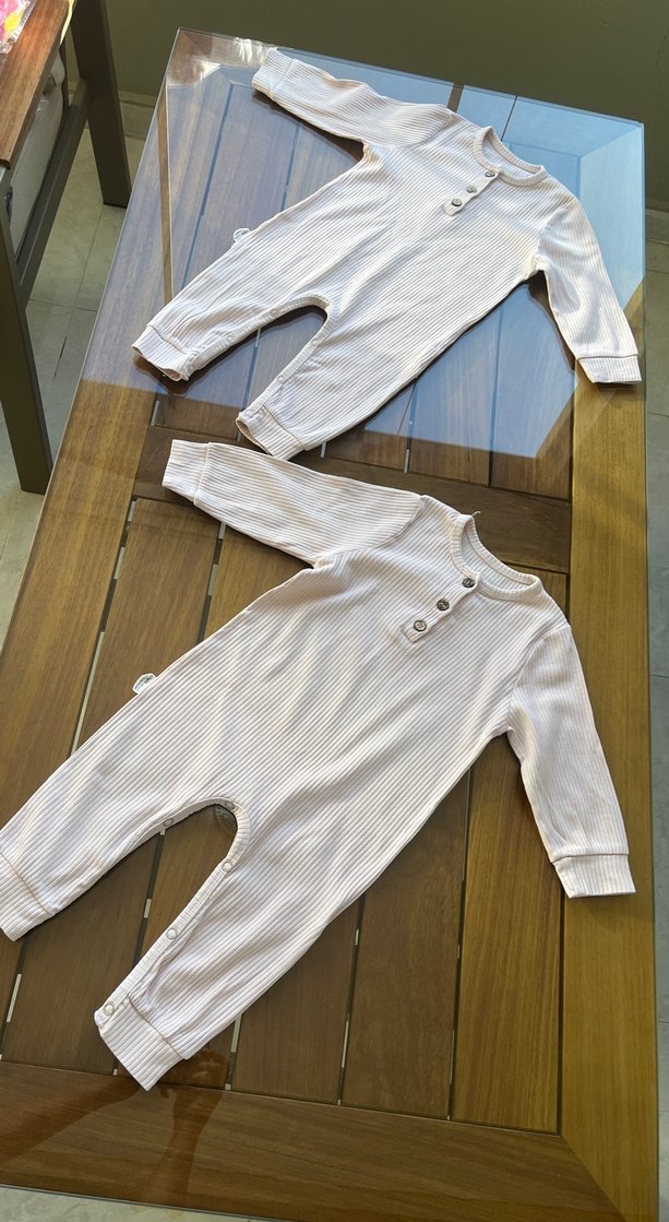 Düğmeli Uzun Kollu Beyaz Pamuklu Bebek Tulum - Görsel 2