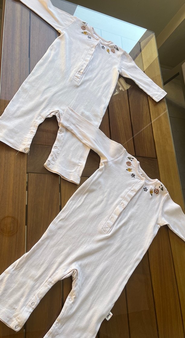 Nakışlı Beyaz Pamuklu Bebek Tulum - Görsel 2