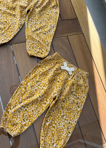 Sarı Desenli Düğmeli Kız Çocuk Salaş Pantolon - Görsel 2