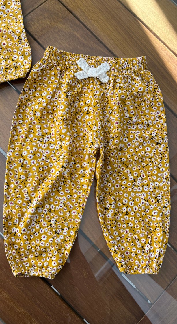 Sarı Desenli Düğmeli Kız Çocuk Salaş Pantolon - Görsel 3