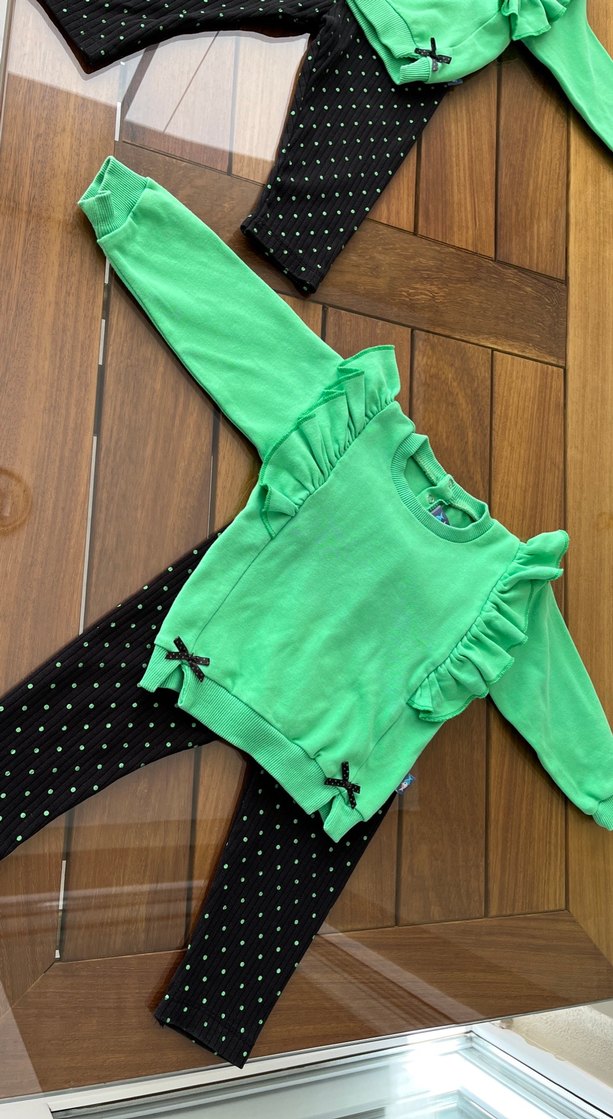 Uzun Kollu Fırfırlı Bebek Kız Takımı - Görsel 2